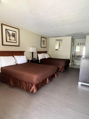 Americas Best Value Inn - Edna Exterior photo