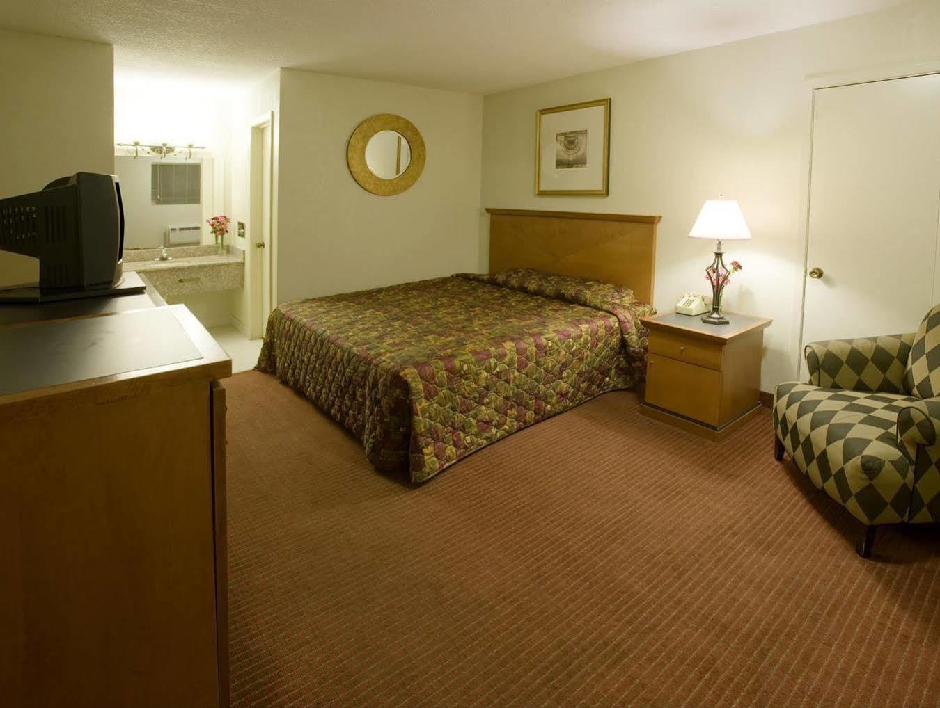 Americas Best Value Inn - Edna Exterior photo